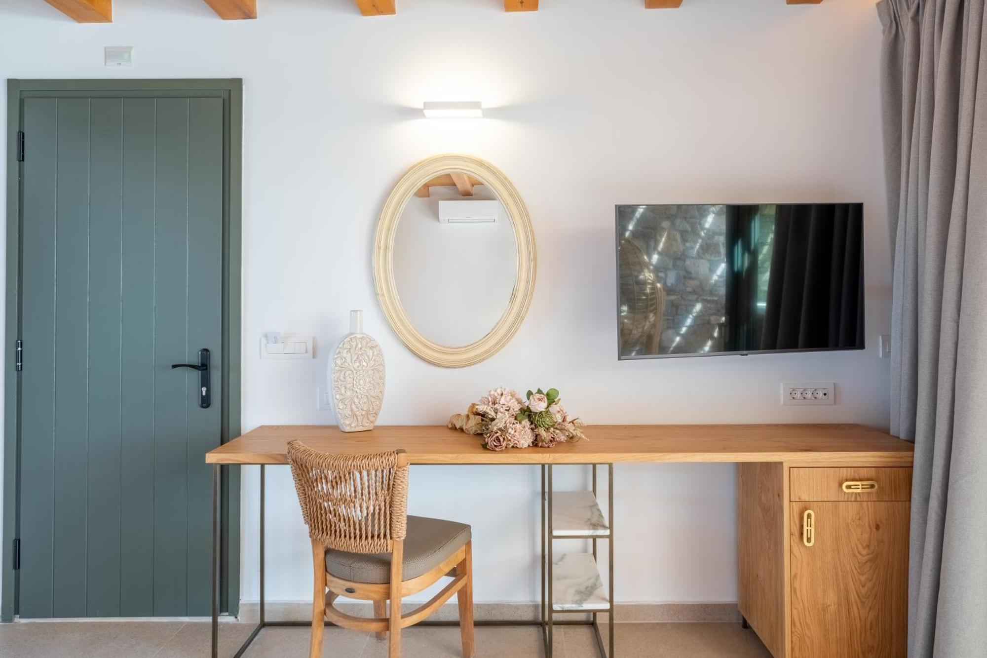 Regency Sunset Suites Mykonos Town Экстерьер фото