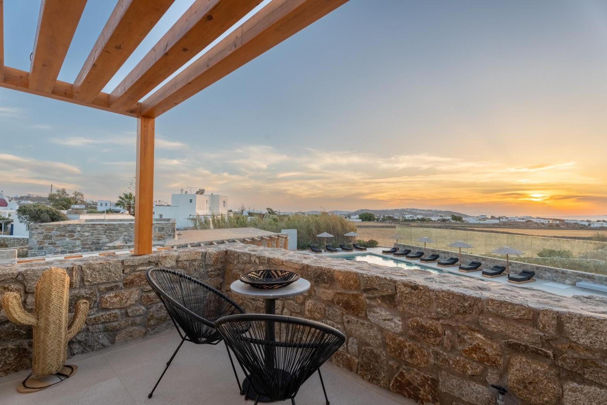 Regency Sunset Suites Mykonos Town Экстерьер фото