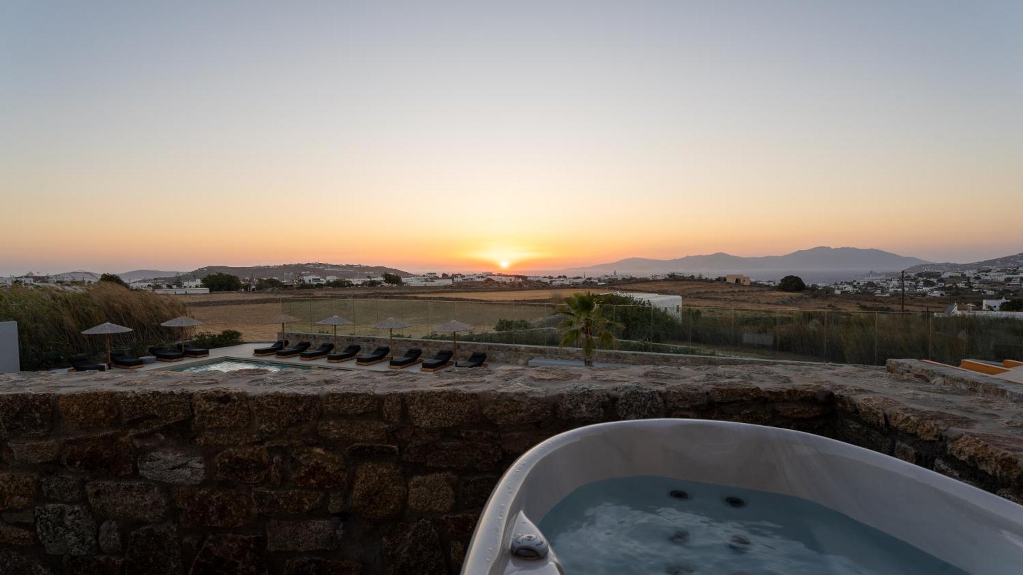 Regency Sunset Suites Mykonos Town Экстерьер фото